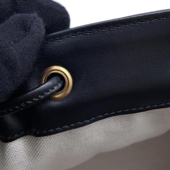 Gucci GG Matelasse Leather Shoulder Bag Black - Picture 6 of 7